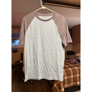 Sonoma men’s light, blue and gray T-shirt size medium